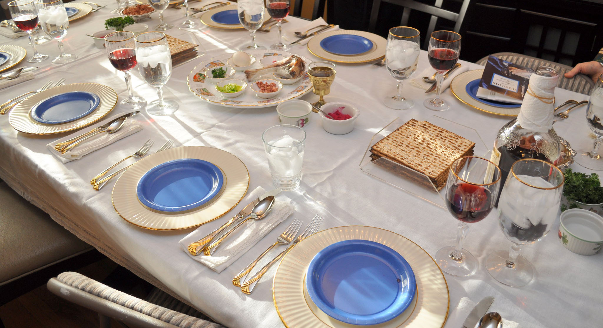 Family seder from Patsy on Flickr